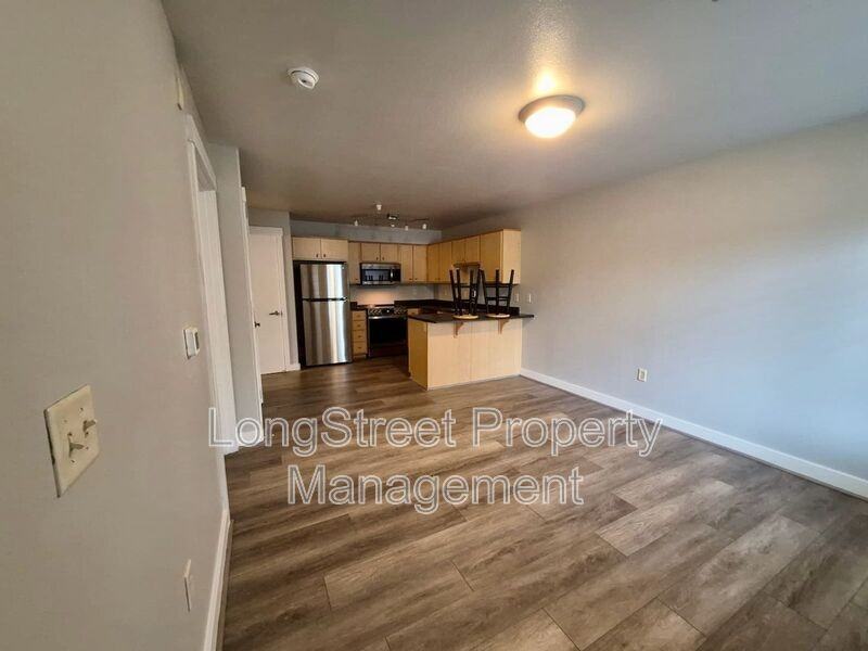 9837 Ne Irving St #305 - Photo 6 of 18