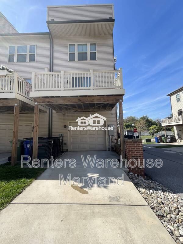 201 S Macon St - Photo 2 of 30