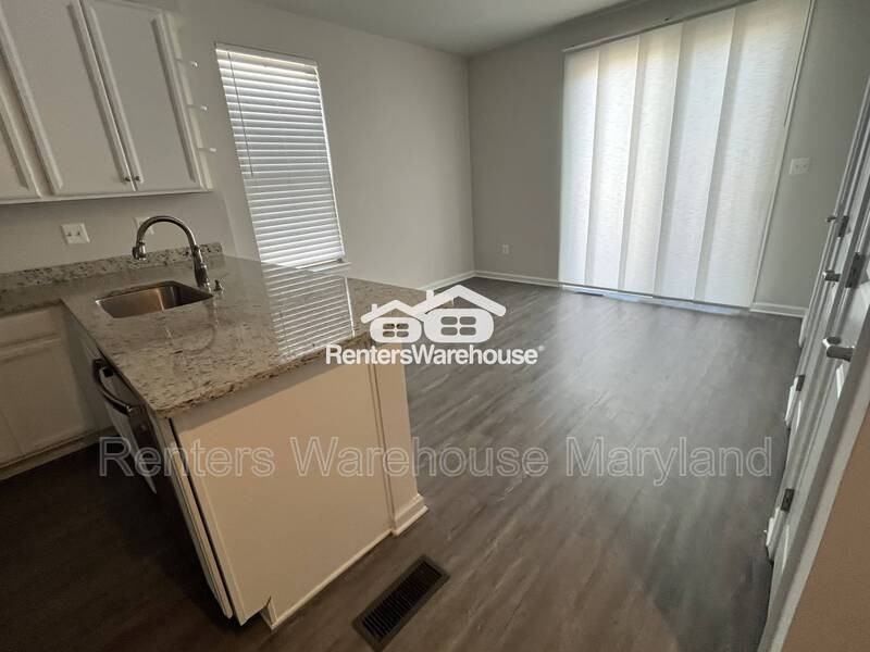 201 S Macon St - Photo 6 of 30