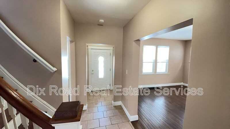 4763 Dale Ave - Photo 7 of 39
