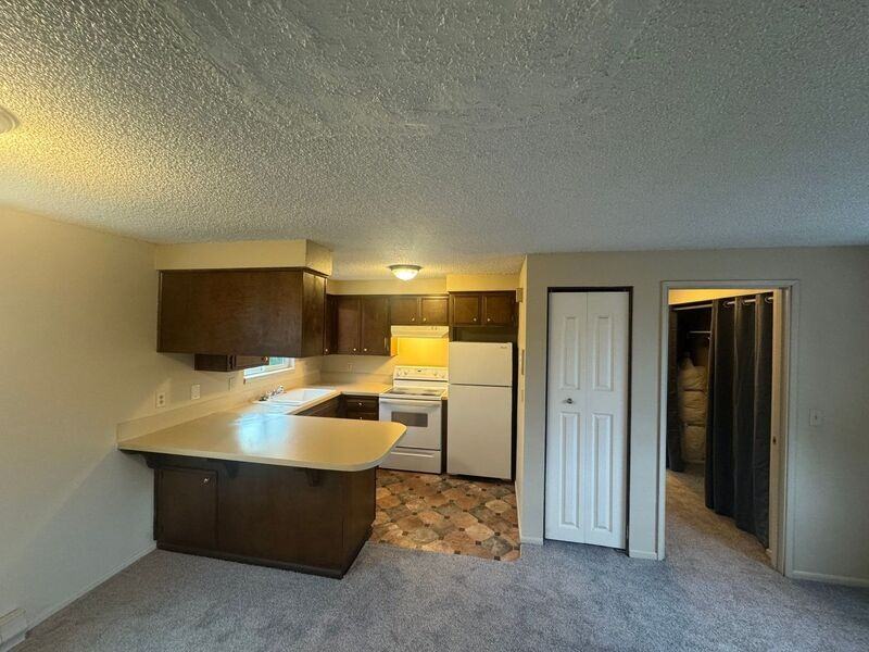 2685 12th Pl Se - Photo 3 of 11