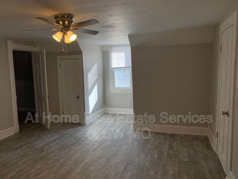 653 S Main Ave #3 - Photo 2 of 9