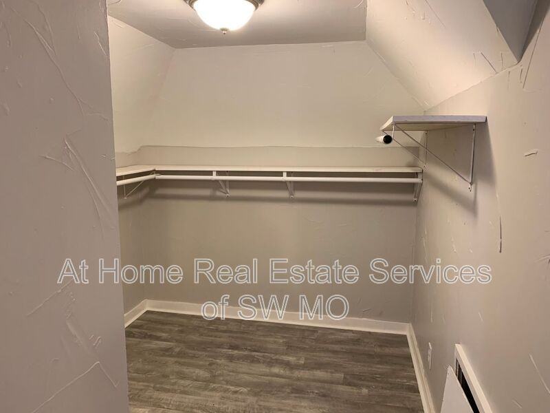 653 S Main Ave #3 - Photo 7 of 9