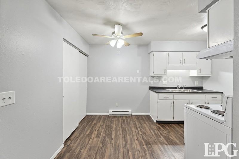 6020 Secor Rd #11 - Photo 4 of 13