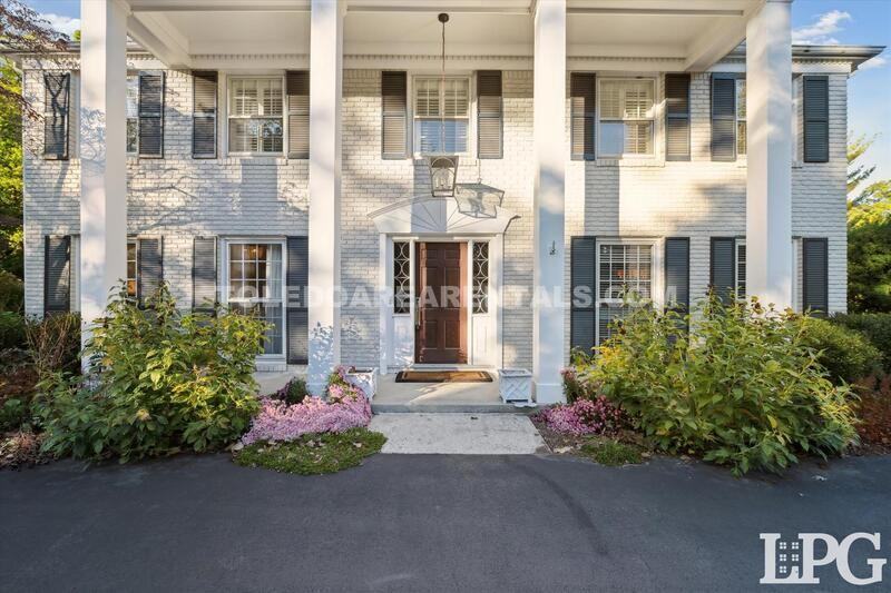 3544 Edgevale Rd - Photo 6 of 50