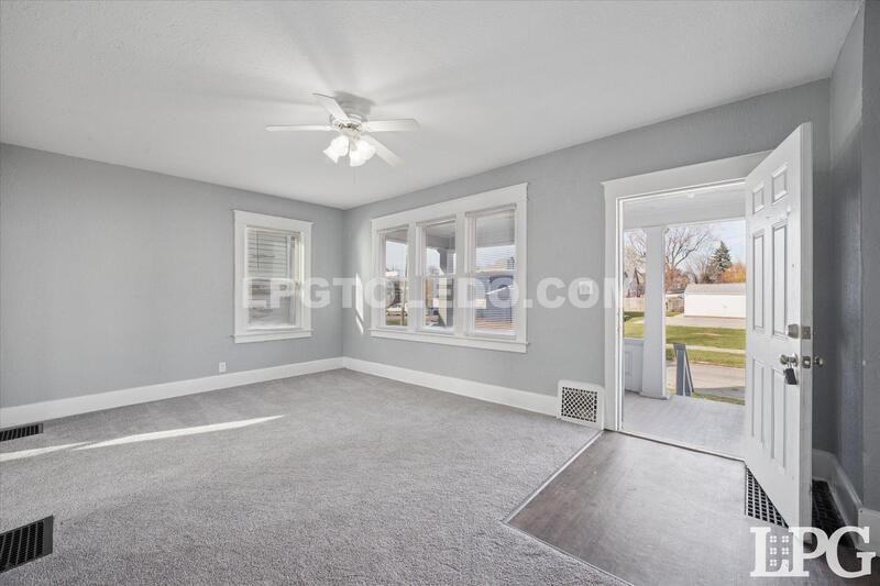 1012 Idaho St - Photo 4 of 26