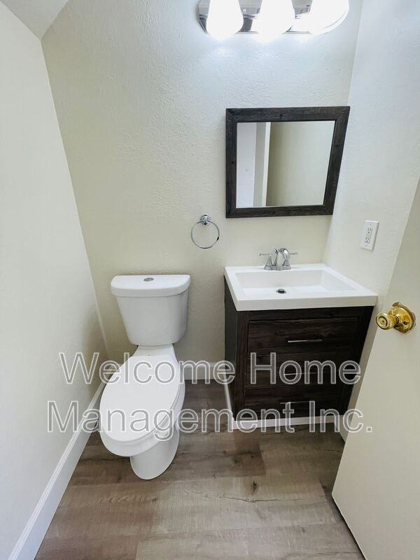 152 Laurel Ave #4 - Photo 4 of 23