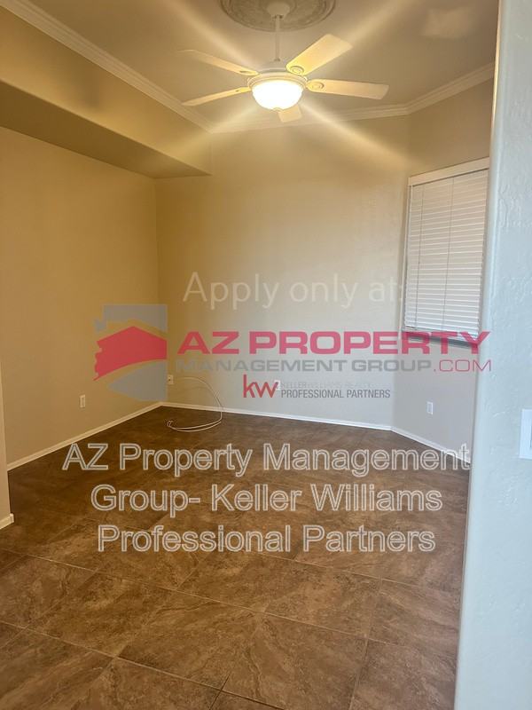 16802 W Tonbridge St - Photo 7 of 50