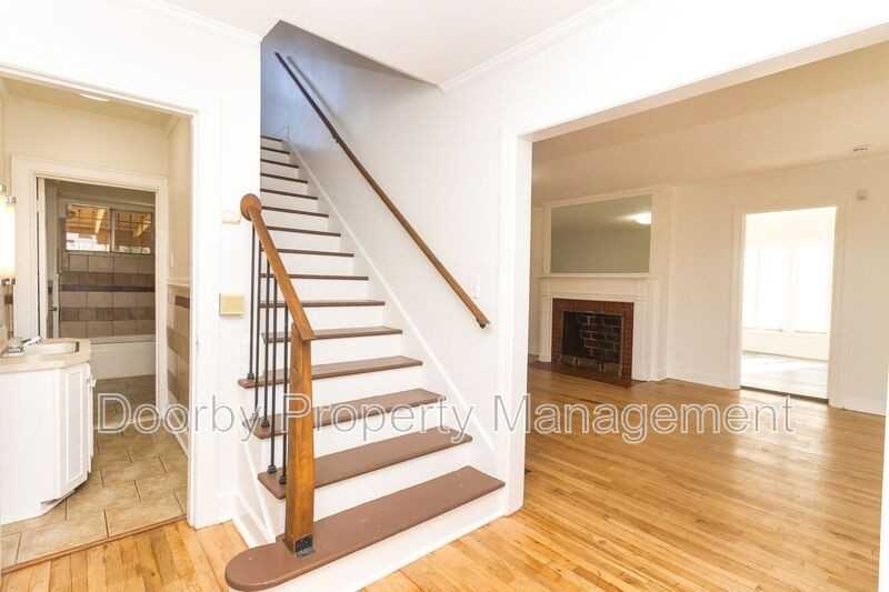 356 Derby Cir - Photo 3 of 26