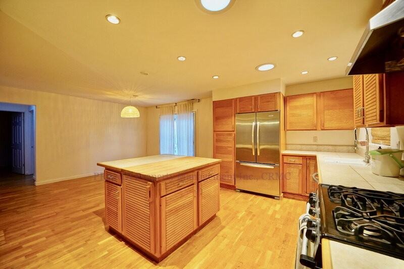 104 Lobo Vis - Photo 3 of 24