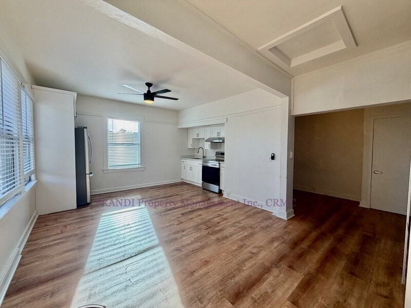 106 Union St #4 - Photo 2 of 9