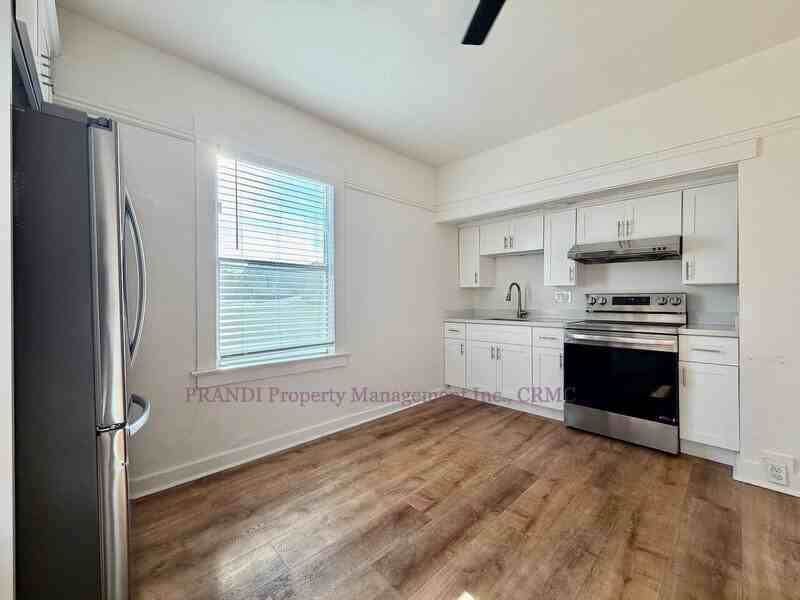 106 Union St #4 - Photo 4 of 9