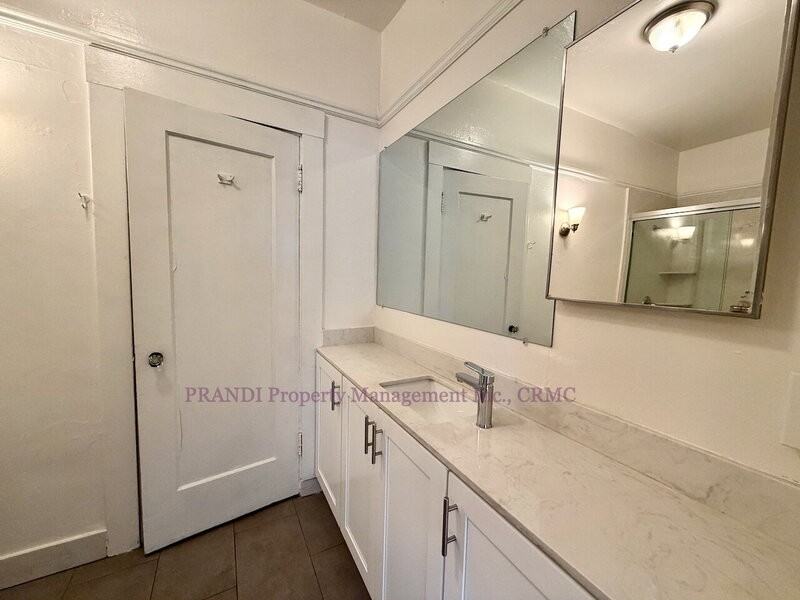 106 Union St #4 - Photo 7 of 9