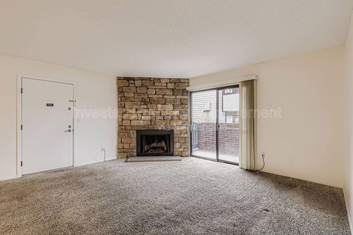 11913 E Harvard Ave #105 - Photo 2 of 10