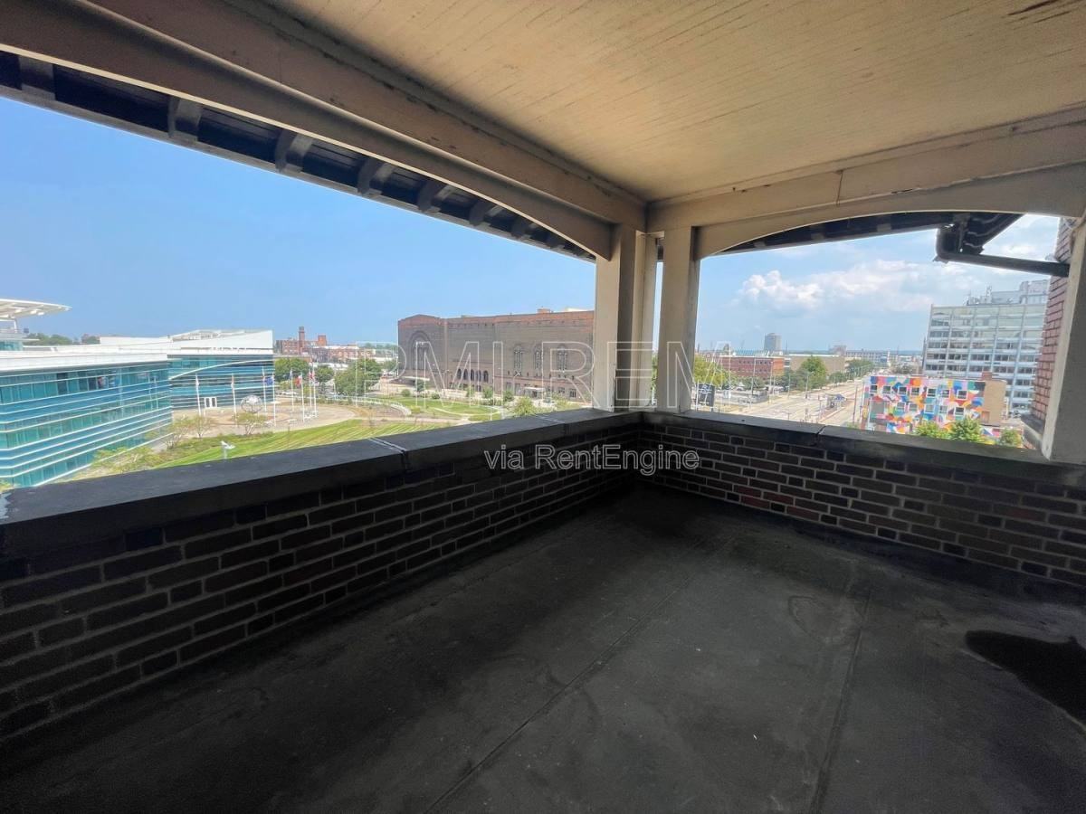 3328 Euclid Ave #51A - Photo 6 of 7