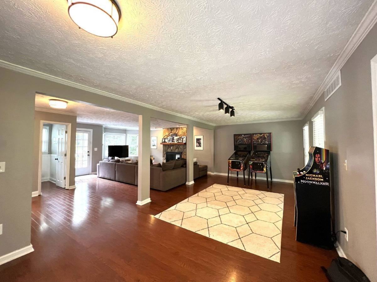 3324 Devaughn Dr Ne - Photo 5 of 10