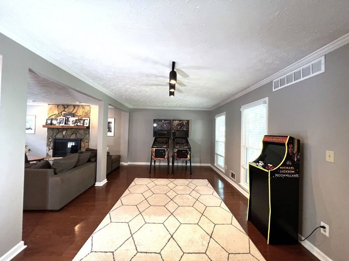 3324 Devaughn Dr Ne - Photo 7 of 10