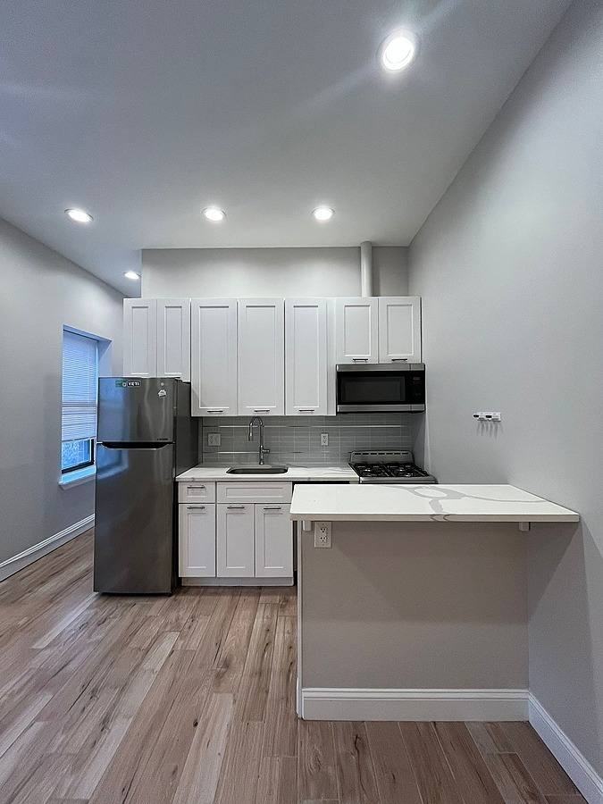 45 Clifton Pl - Photo 4 of 17