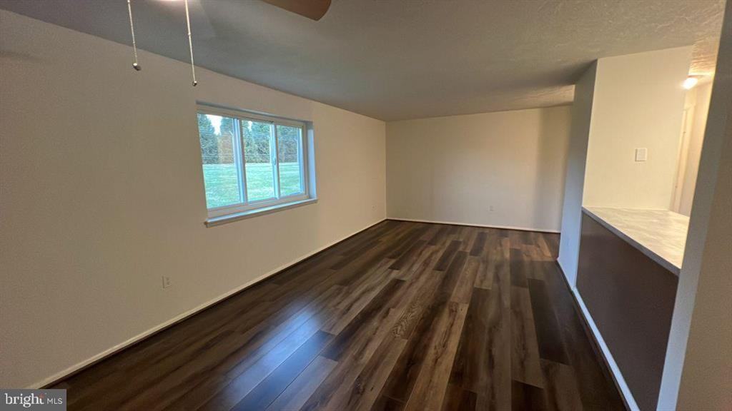 730 Heather Ridge Dr #B - Photo 4 of 12