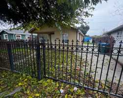 featured image of 2260 E Hazelton Ave