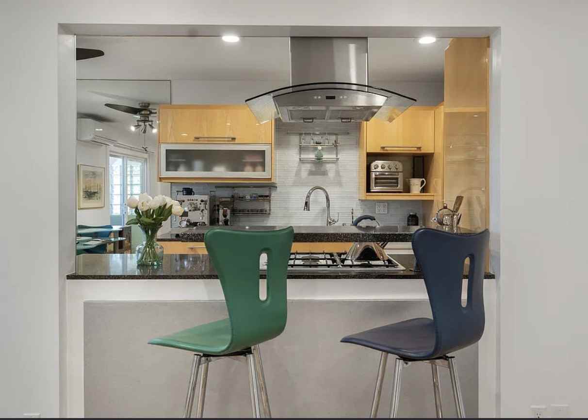 848 Pacific St #2 - Photo 2 of 11