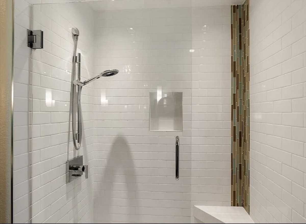 848 Pacific St #2 - Photo 7 of 11