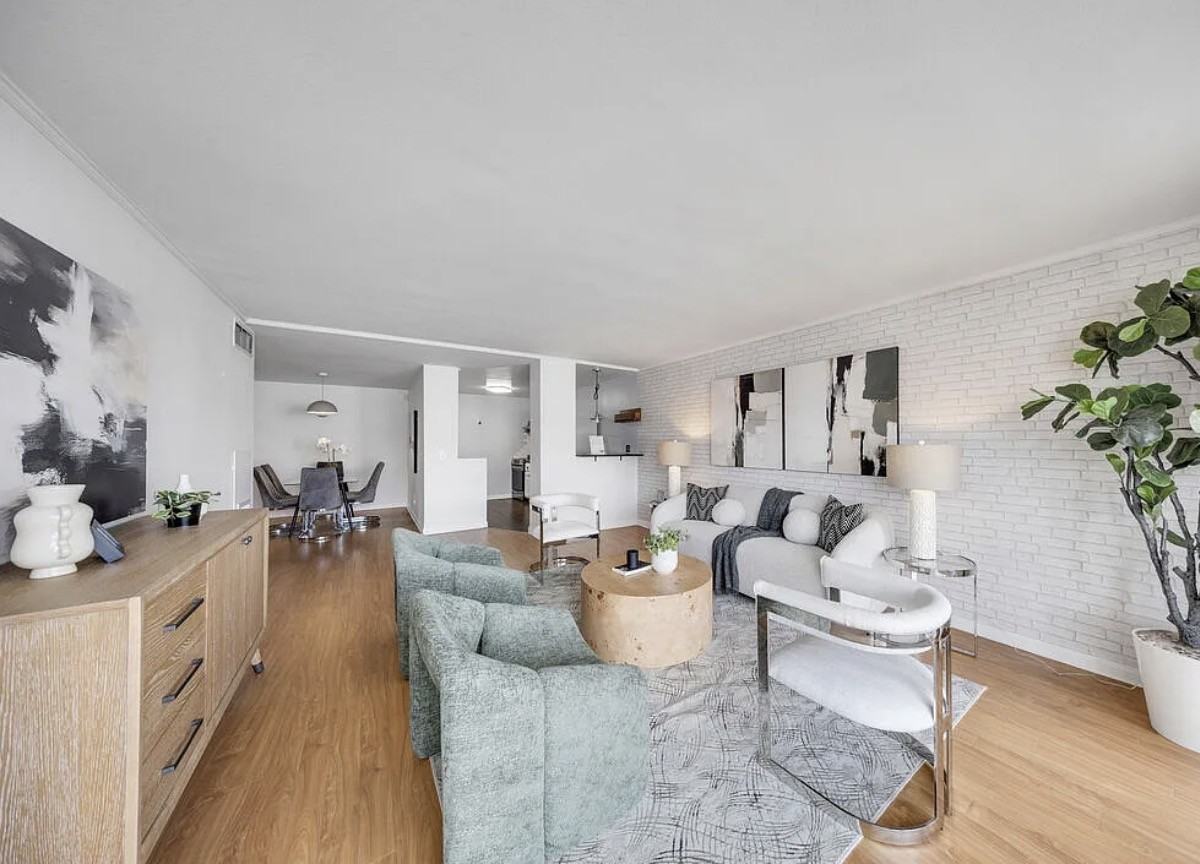 601 E Del Mar Blvd #506 - Photo 4 of 10