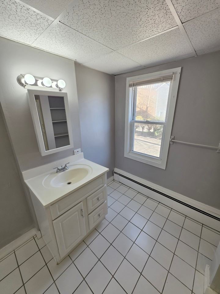 776-778 Main St - Photo 7 of 8