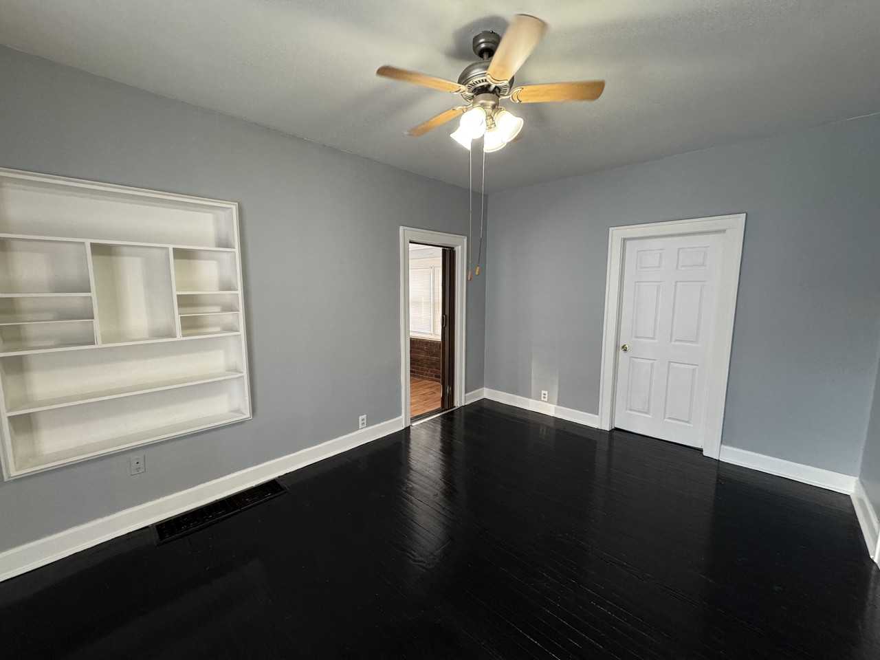 523 Carlyle Pl - Photo 3 of 24