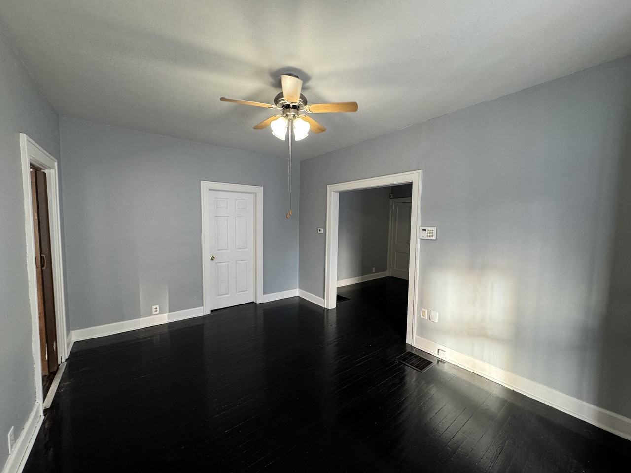 523 Carlyle Pl - Photo 4 of 24