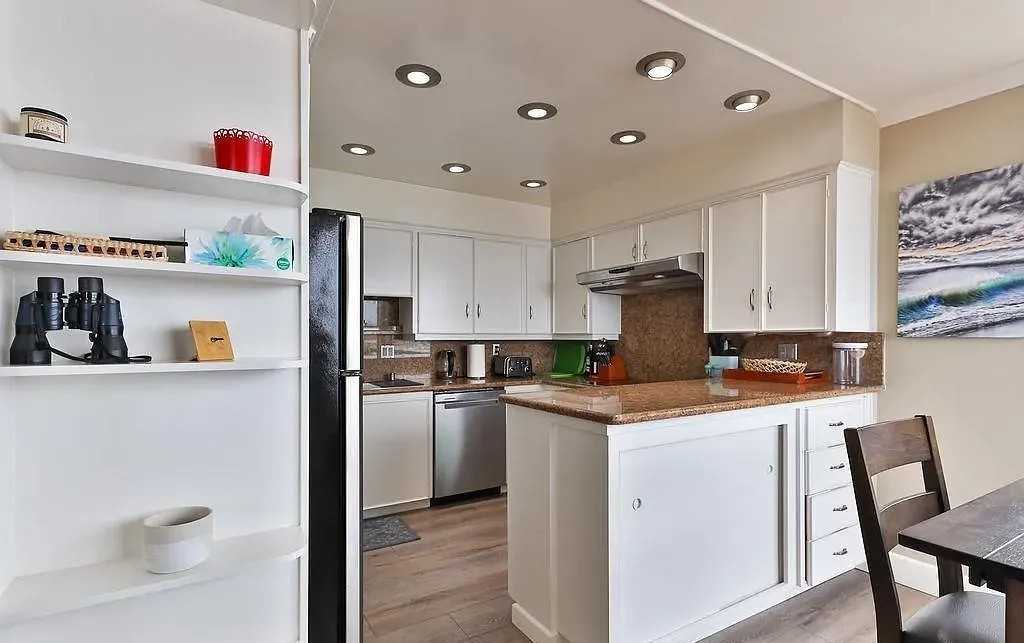 390 San Antonio Ave - Photo 4 of 26