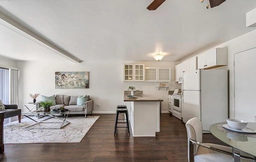 3505 Angelucci St - Photo 7 of 25