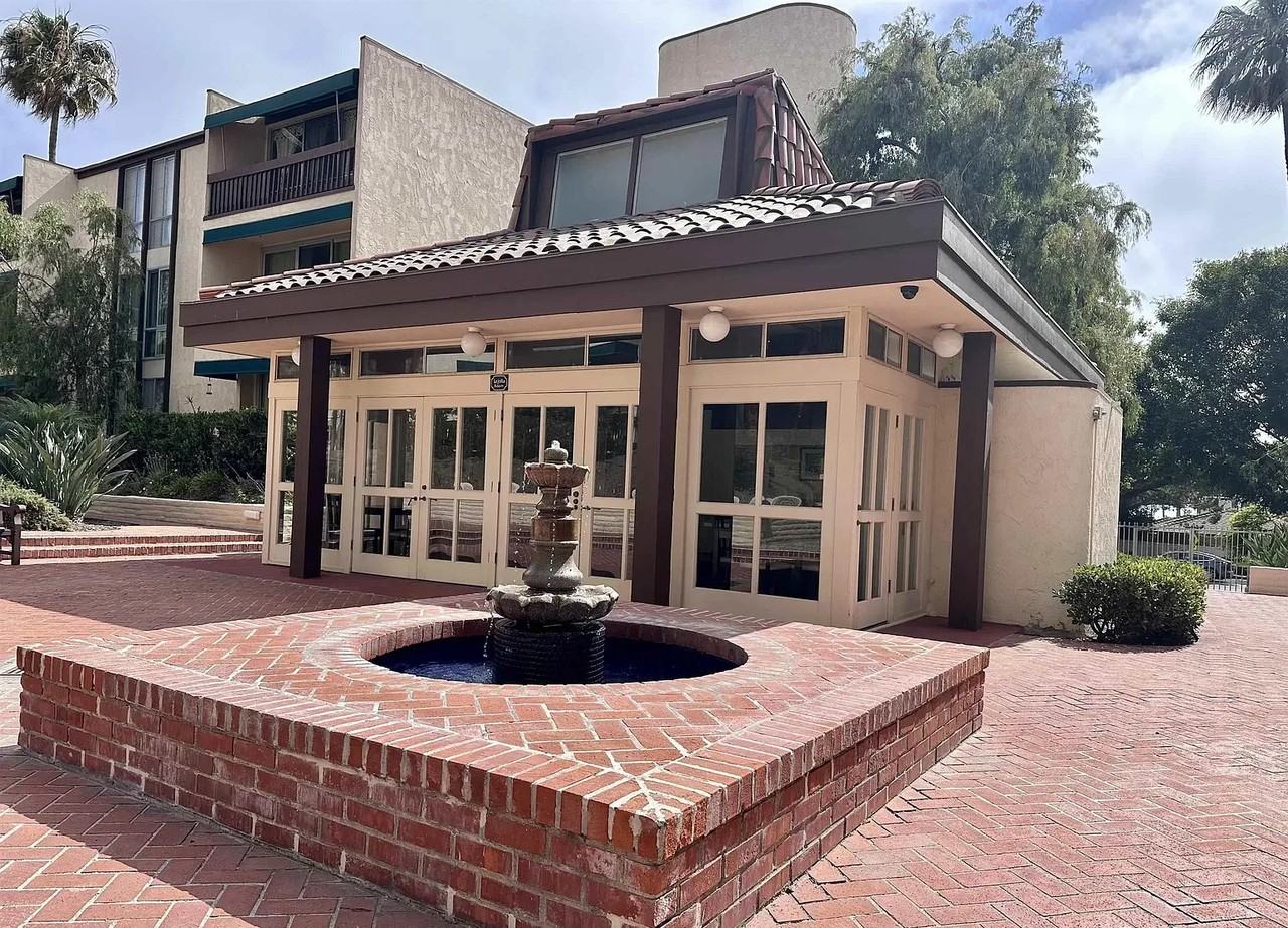 6455 La Jolla Blvd - Photo 2 of 21