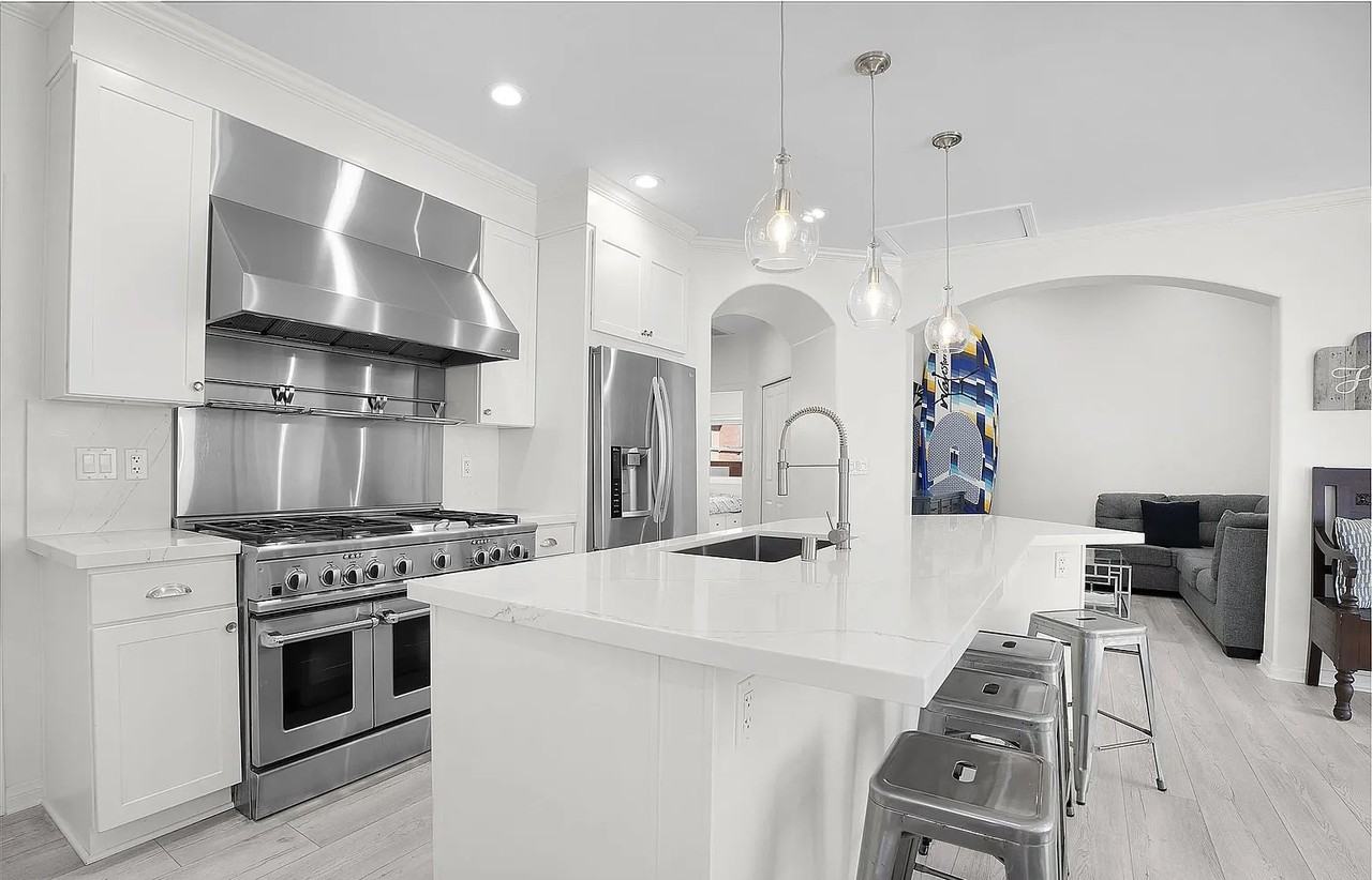 804 Toulon Ct - Photo 4 of 25