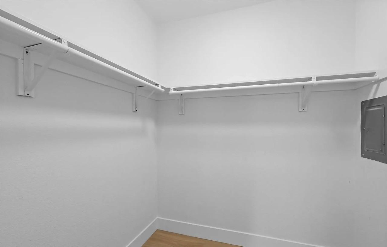 4205 Asher St - Photo 5 of 23