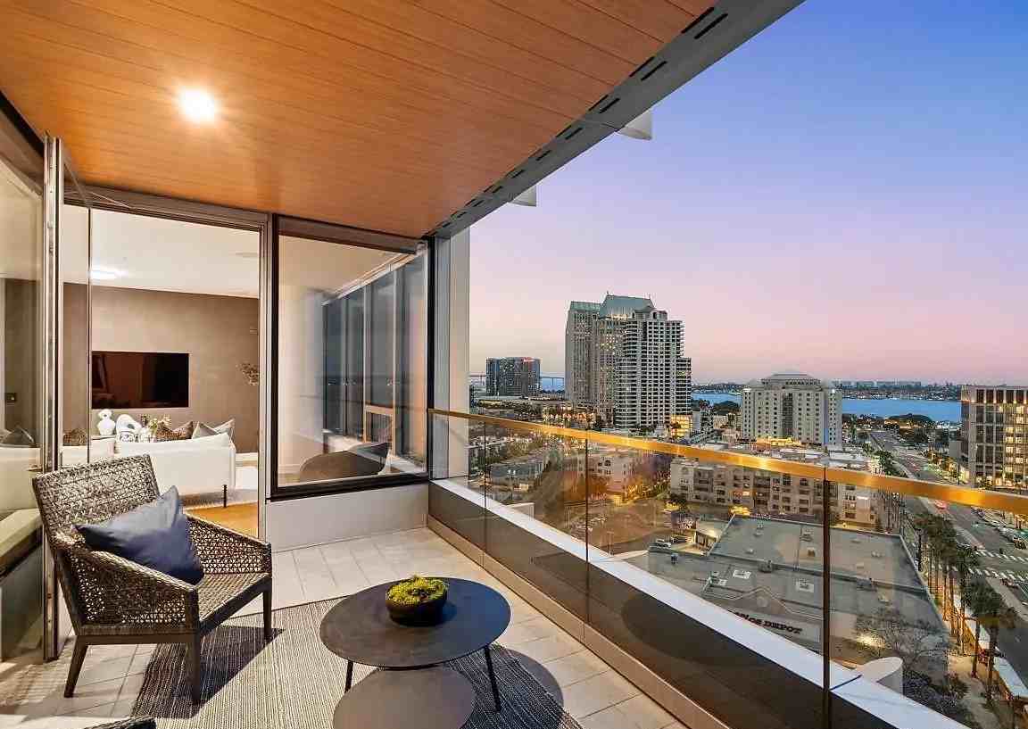 888 W E St - Photo 4 of 23