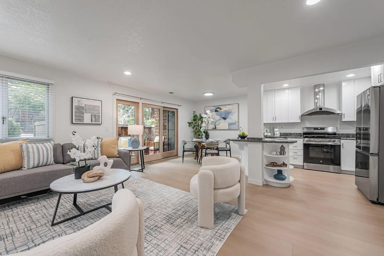 3500 La Terrace Cir - Photo 2 of 29