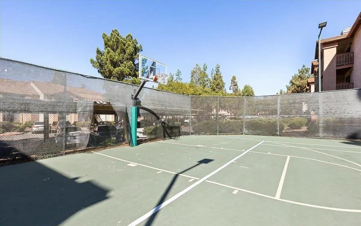 12055 Alta Carmel Ct - Photo 2 of 21