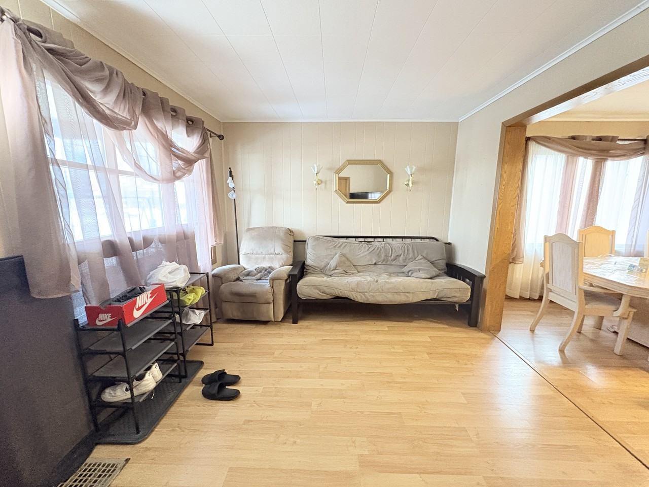 879 Felix Ave - Photo 3 of 28