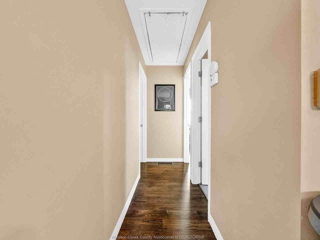 2436 Meldrum Rd - Photo 7 of 19