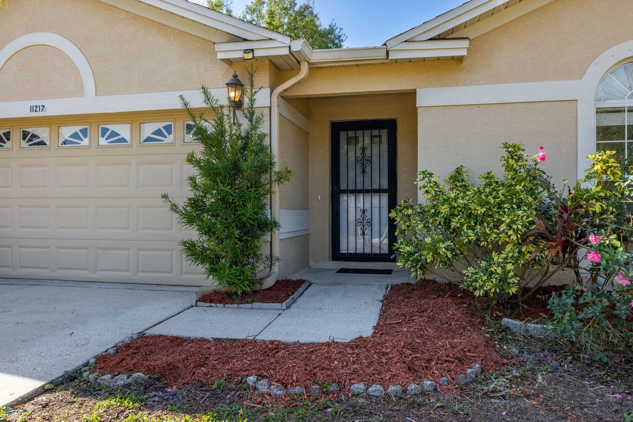 11217 Bramblebrush St - Photo 4 of 31