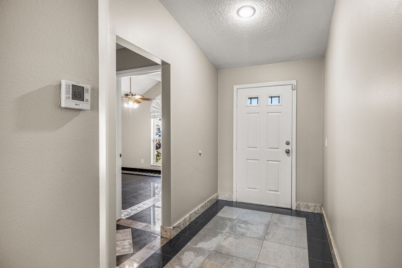 11217 Bramblebrush St - Photo 6 of 31