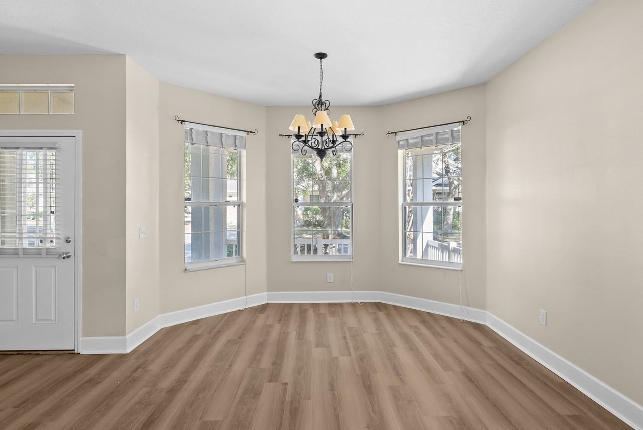 5012 Mirror Ridge Ct - Photo 7 of 44