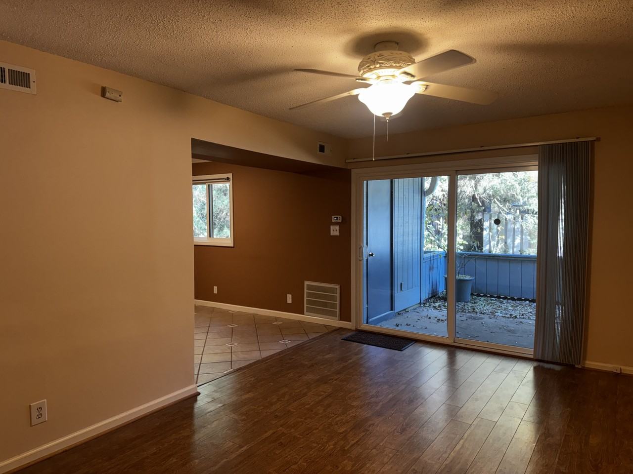 10301 N Kings Hwy #1 - Photo 6 of 26