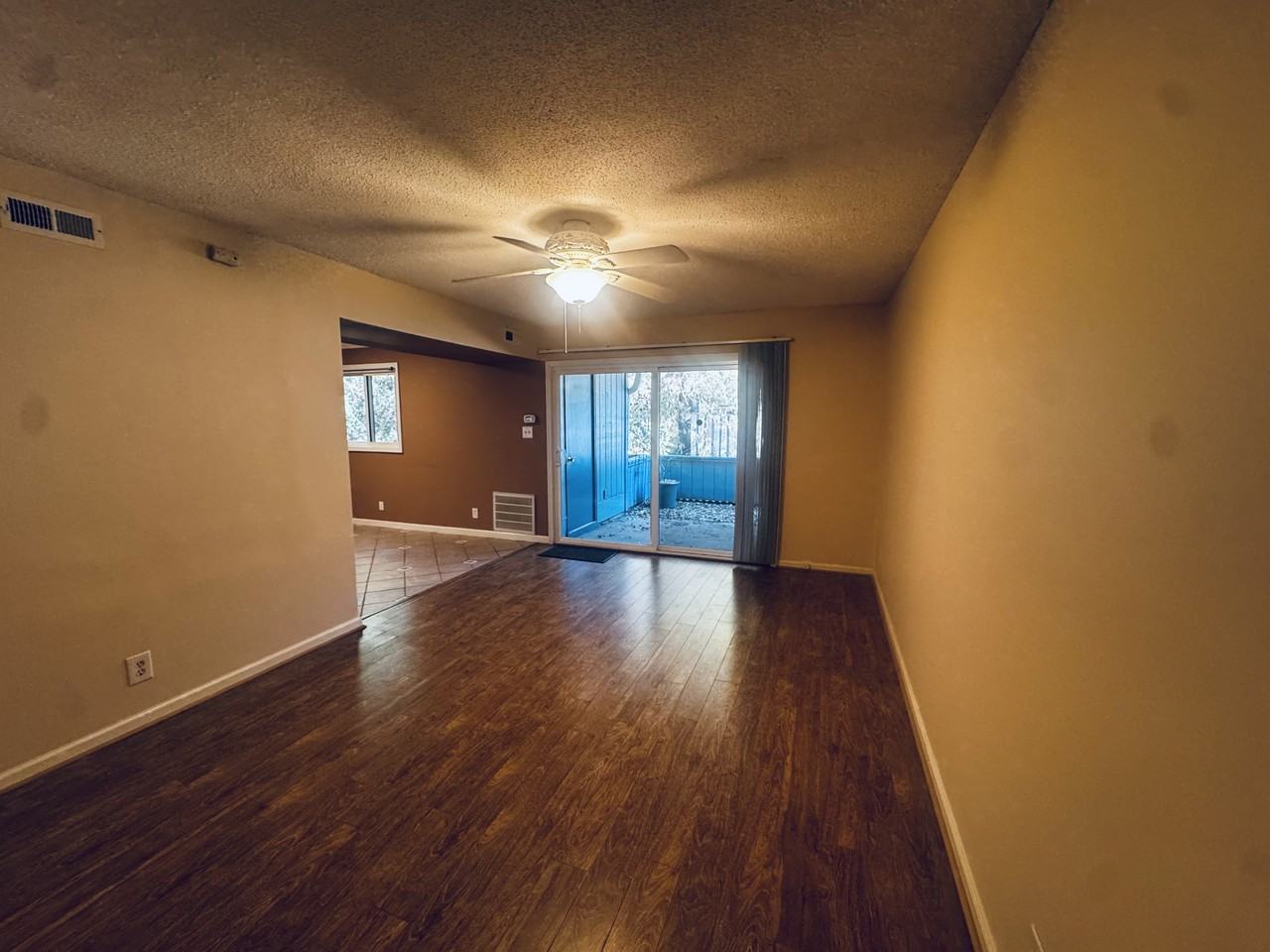 10301 N Kings Hwy #1 - Photo 7 of 26