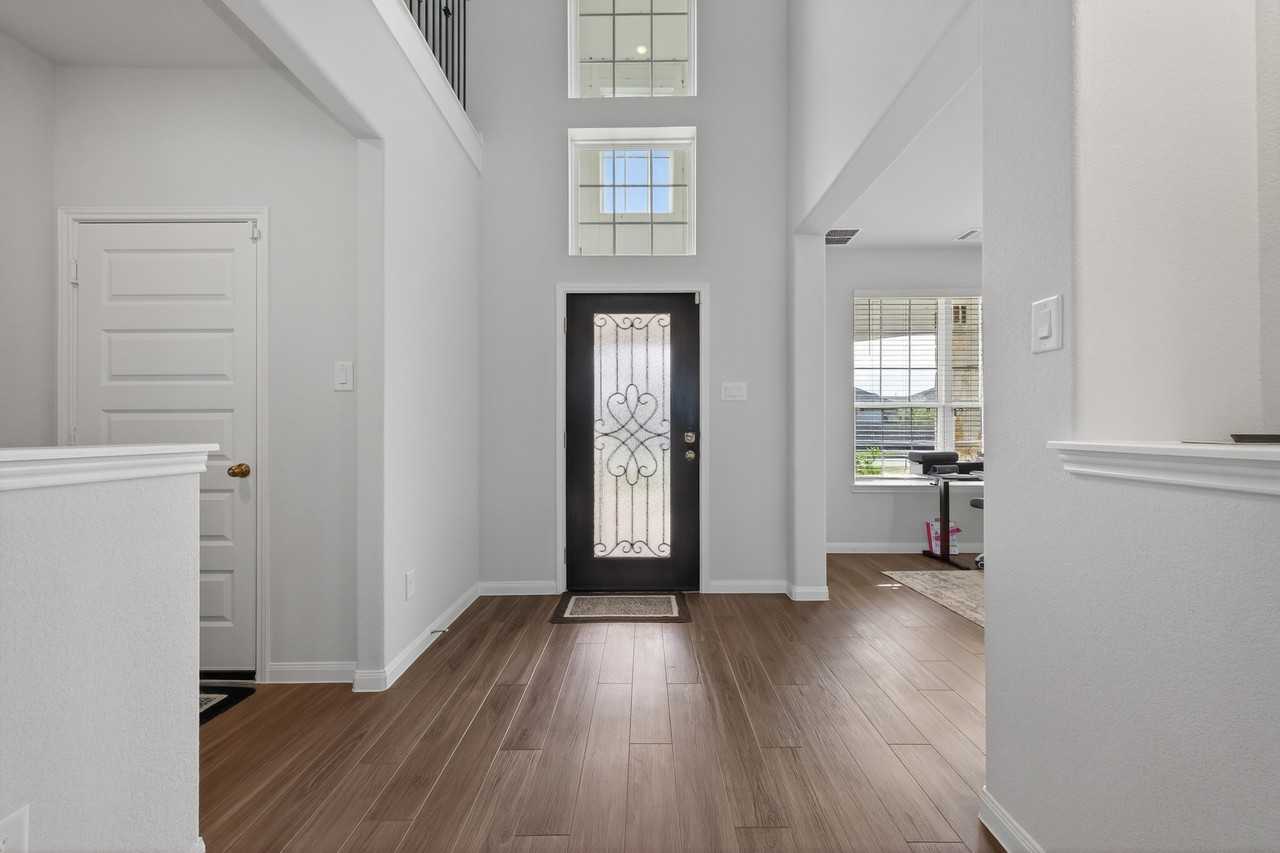 3025 Waxwing Dr - Photo 7 of 28