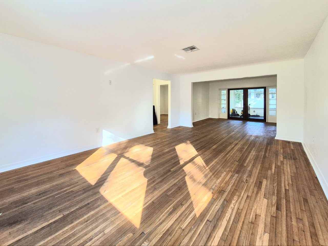 2617 W Watrous Ave - Photo 6 of 36