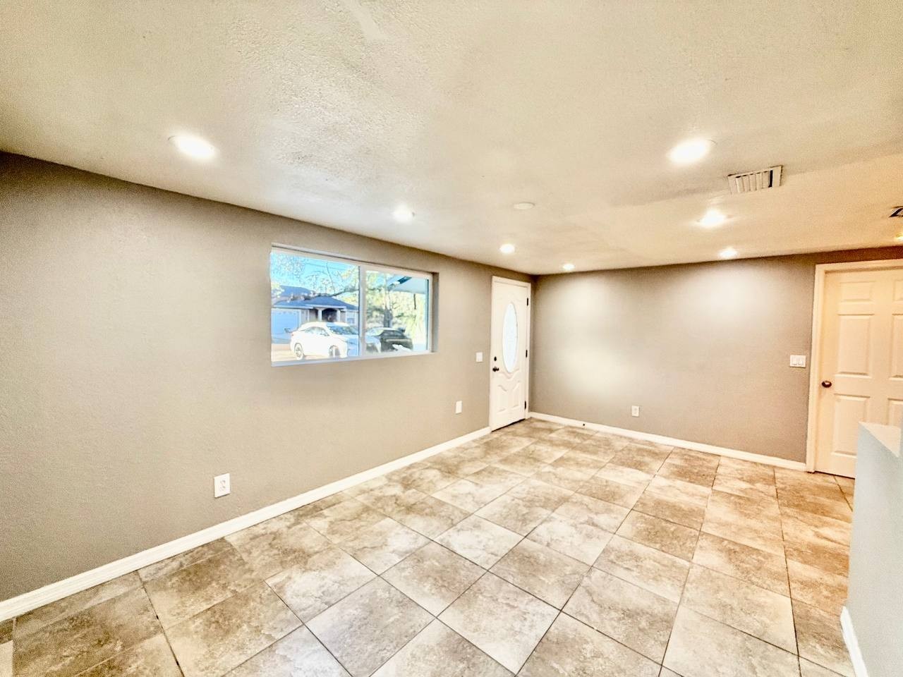 2406 S 69th St #A - Photo 5 of 17