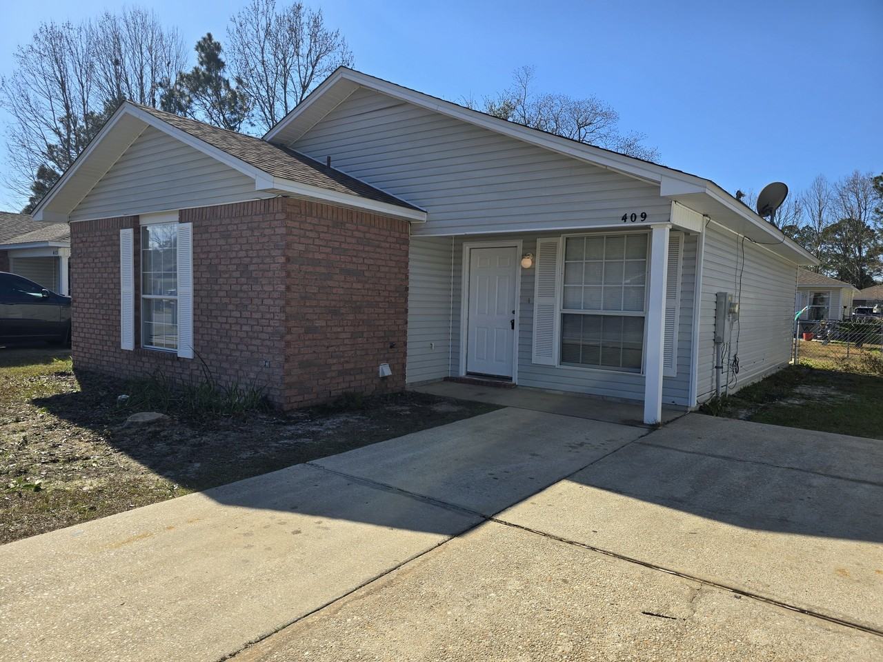 409 Shadow Way Ln - Photo 2 of 16