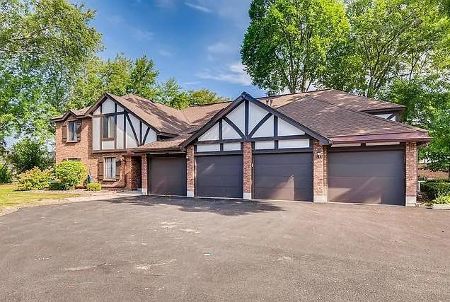 8246 Holly Ct #15D - Photo 3 of 28